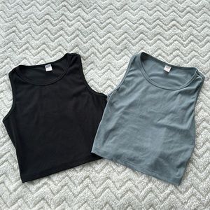 Bundle of Two Romwe Tank Tops Size S